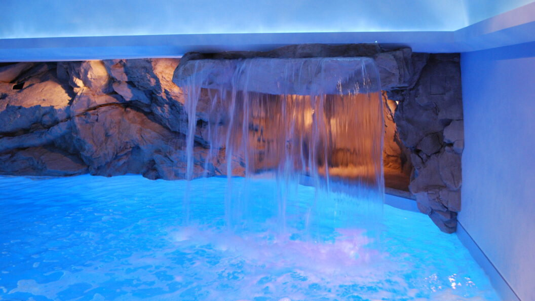 Referenz Indoorpool 10075 (2)