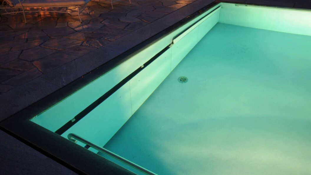 Referenz XXL Pool, Küsnacht (1)