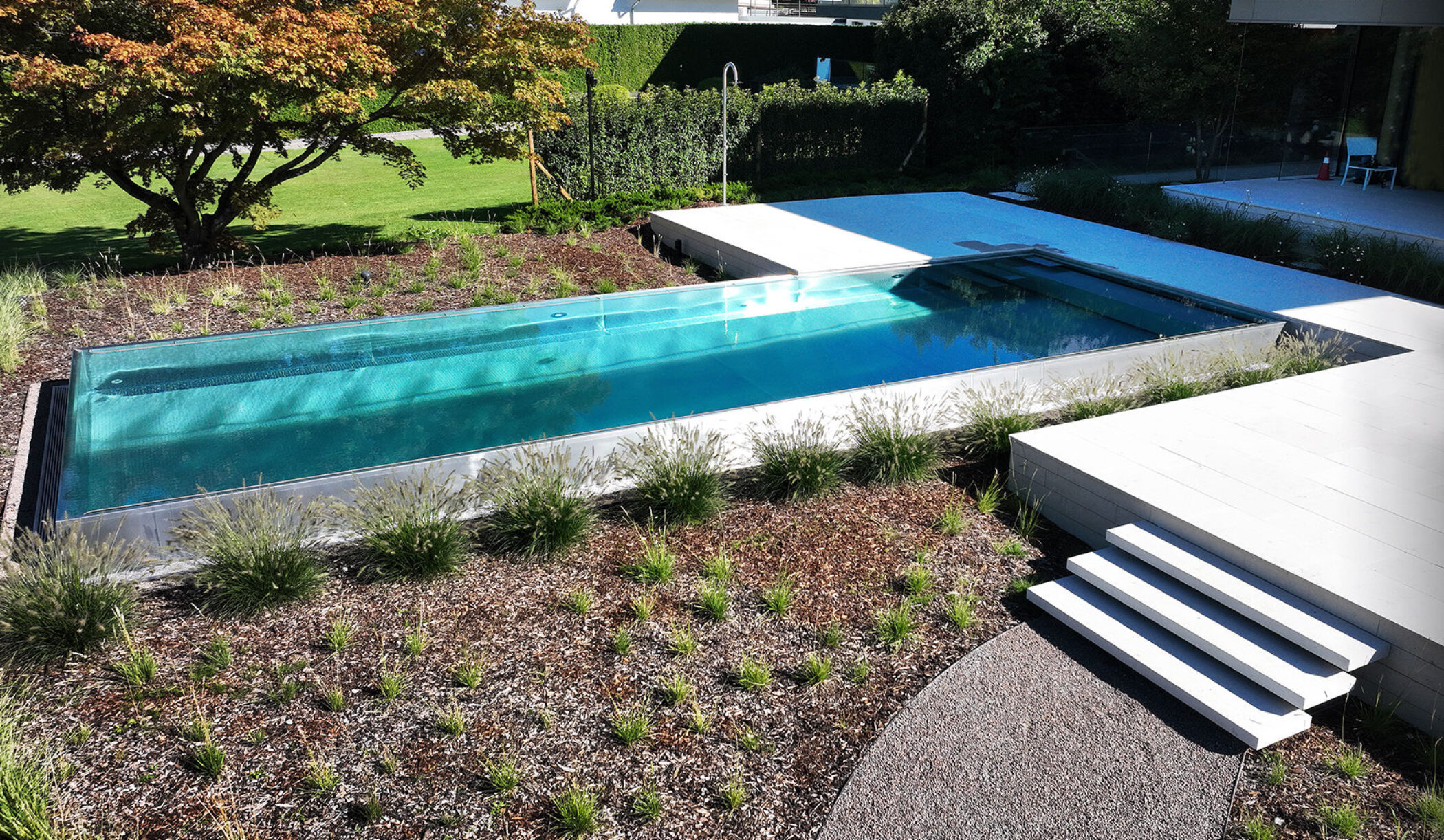 Edelstahl-Schwimmbad-Anlage am oberen Zürichsee, Pfäffikon SZ