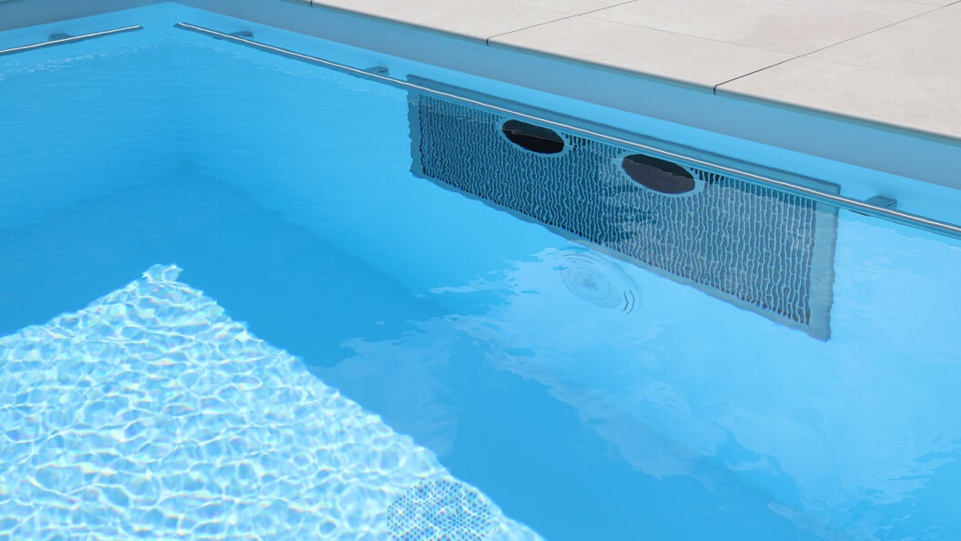 Pool 13131 (4), Rain