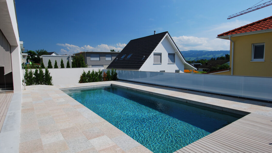 Pool 11675 (8)