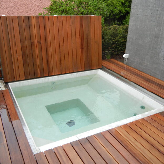 Pool 10150 (1) Klappdeck