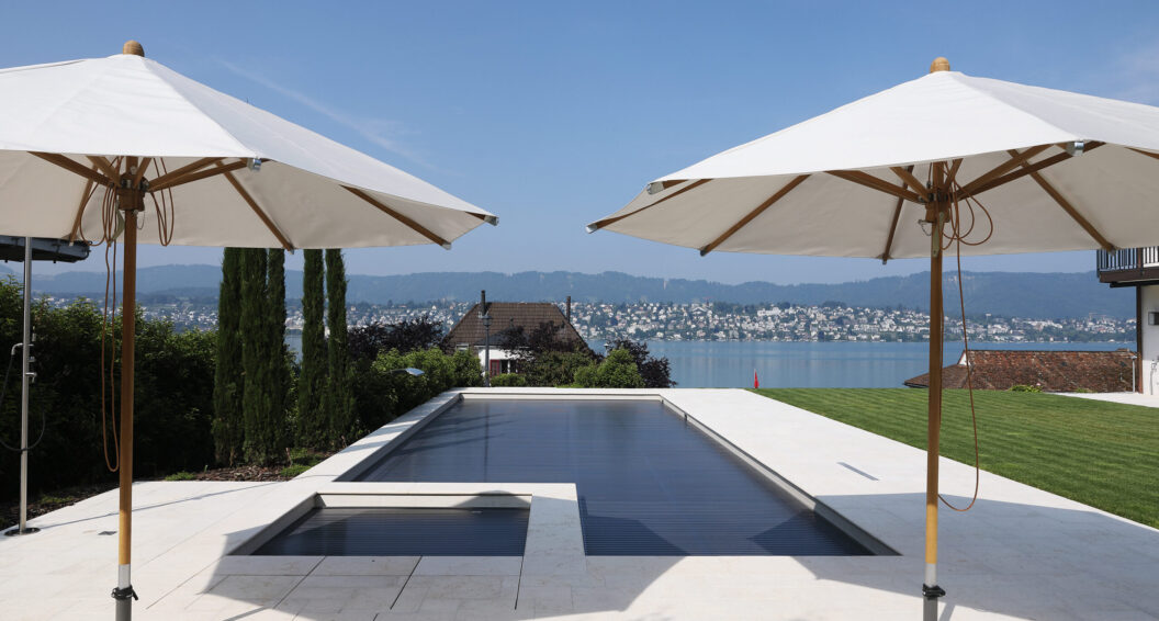 Wellness Pool – Schwimmbad und Whirlpool, Küsnacht