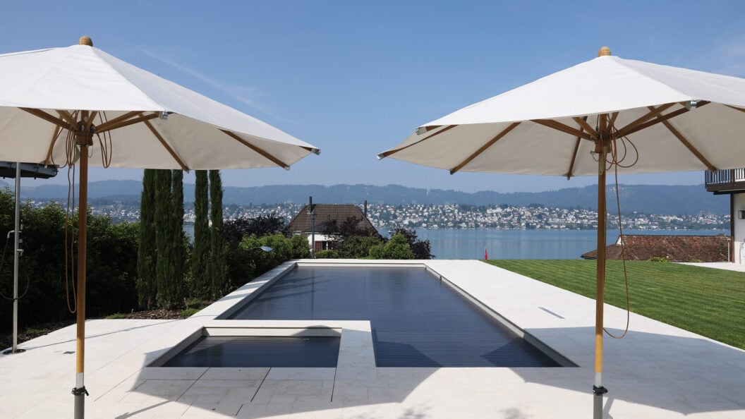 Wellness Pool – Schwimmbad und Whirlpool, Küsnacht
