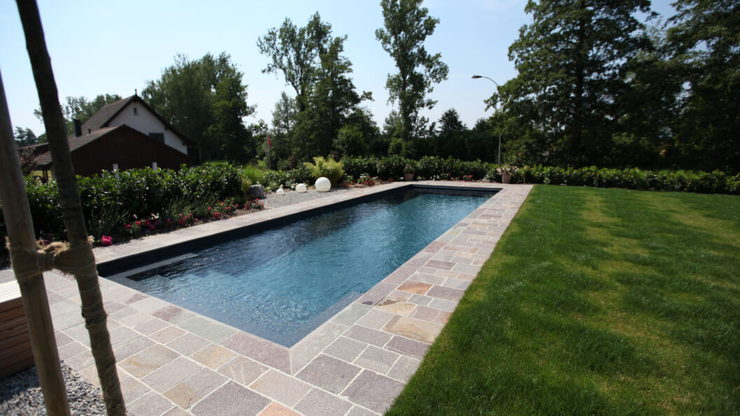 Riviera Pool 12377, Marthalen